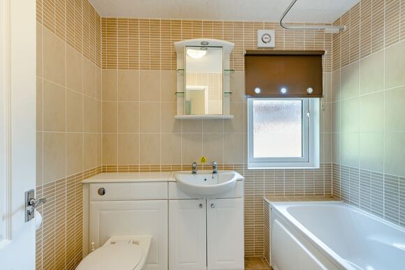 Retreat 4 - Waveney River Centre, Burgh St Peter, Beccles