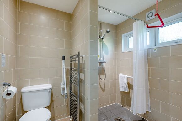 Retreat 4 - Waveney River Centre, Burgh St Peter, Beccles