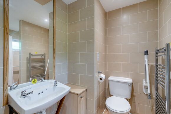 Retreat 4 - Waveney River Centre, Burgh St Peter, Beccles