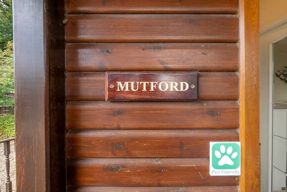 Retreat 3 - Waveney River Centre, Burgh St Peter, Beccles