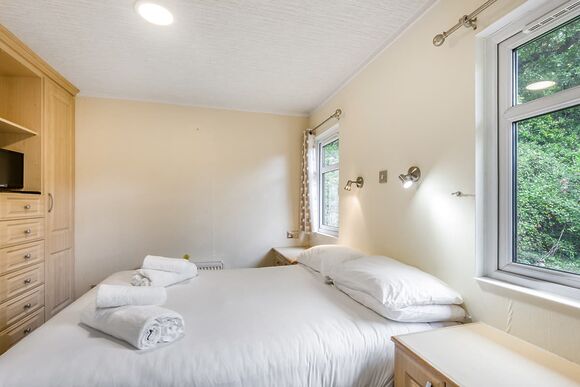 Retreat 3 - Waveney River Centre, Burgh St Peter, Beccles