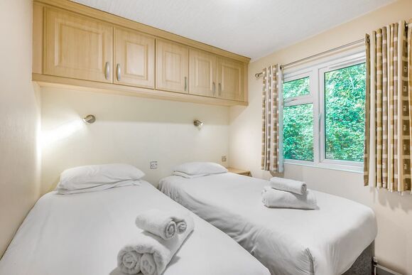 Retreat 3 - Waveney River Centre, Burgh St Peter, Beccles