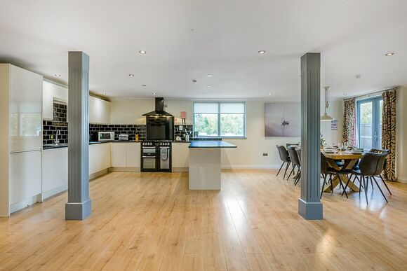 Burgh Staithe Spa - Waveney River Centre, Burgh St Peter, Beccles