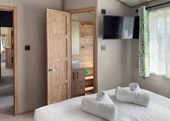 Exclusive Lodge 4 bed HT Pet - Waxham Sands Holiday Park, Great Yarmouth