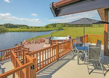 Westlands Country Park, Annan