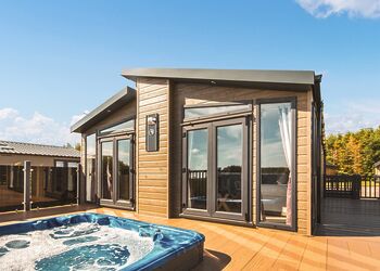 Whistler - Westlands Country Park, Annan