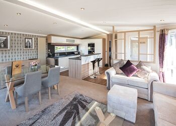 Whistler - Westlands Country Park, Annan