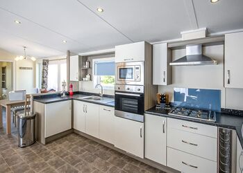 Pondview - Westlands Country Park, Annan