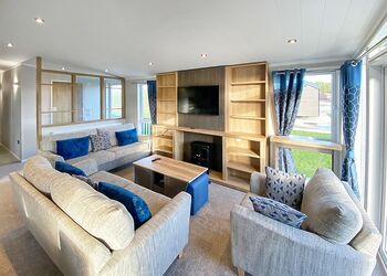 Swift Toronto - Westlands Country Park, Annan