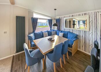 Swift Toronto - Westlands Country Park, Annan