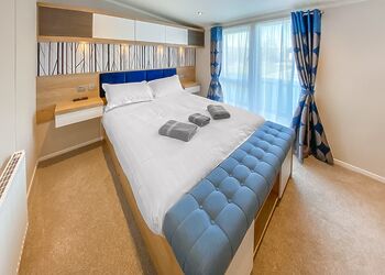 Swift Toronto - Westlands Country Park, Annan