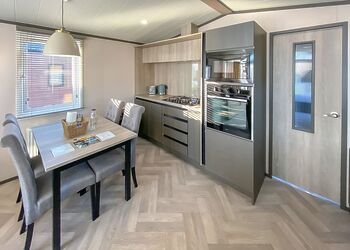 The Lakewood - Westlands Country Park, Annan