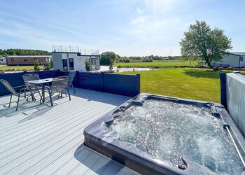 Kielder Lodge - Westlands Country Park, Annan