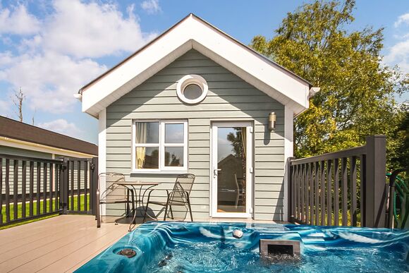 Beachwood - Westlands Country Park, Annan