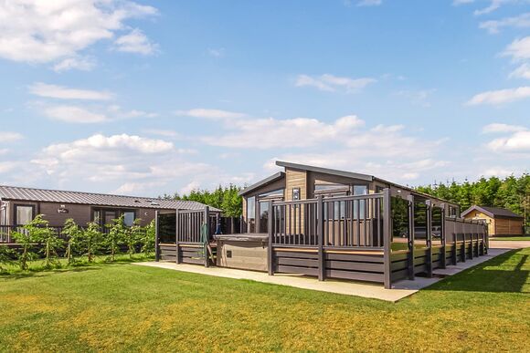 Whistler - Westlands Country Park, Annan