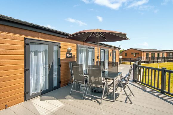 Pondview - Westlands Country Park, Annan