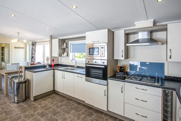 Pondview - Westlands Country Park, Annan