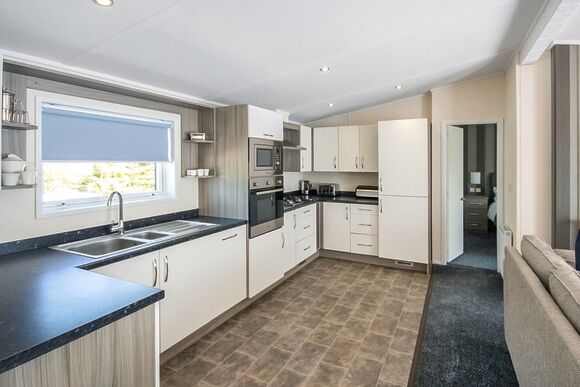 Pondview - Westlands Country Park, Annan