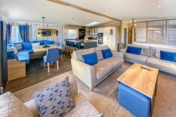 Swift Toronto - Westlands Country Park, Annan