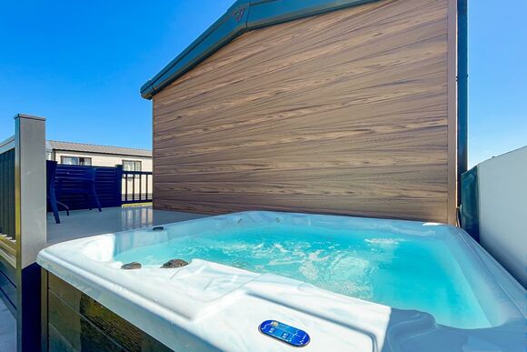 The Lakewood - Westlands Country Park, Annan