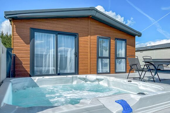 Parkview Plus - Westlands Country Park, Annan