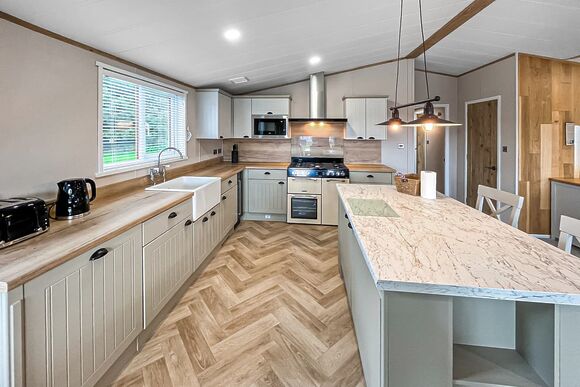 Debonair Plus - Westlands Country Park, Annan