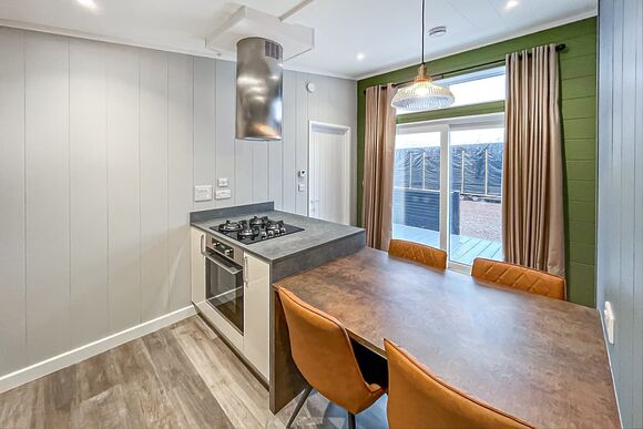 Lakeside Plus Lodge - Westlands Country Park, Annan