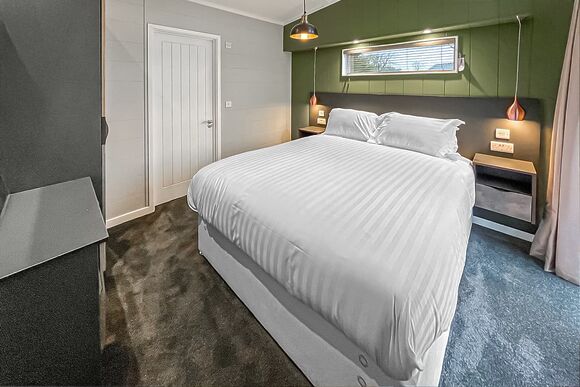 Lakeside Plus Lodge - Westlands Country Park, Annan