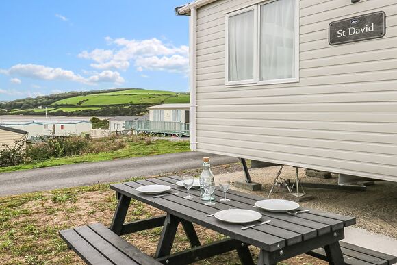 Cedar Outlook - Waters Edge Leisure Park, Cardigan