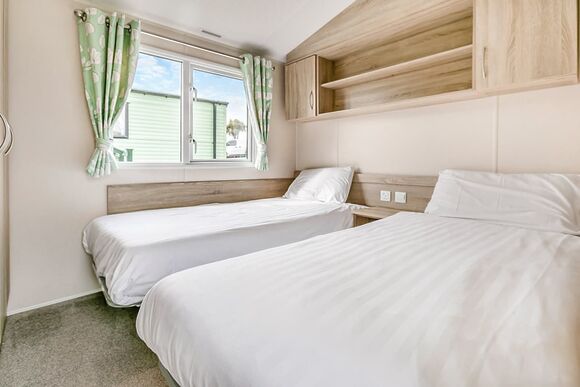 Bronze Caravan with parking & decking - Wemyss Bay, Wemyss Bay, Renfrewshire