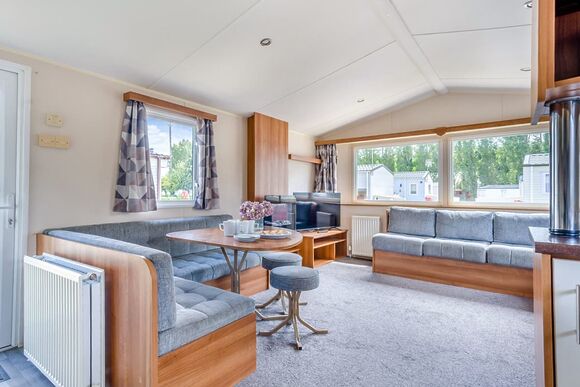 Silver Caravan with parking, decking & sea view - Wemyss Bay, Wemyss Bay, Renfrewshire