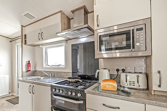 Gold 2 Bedroom Caravan, Sleeps 6 Accessible. With dedicated parking P - Wemyss Bay, Wemyss Bay, Renfrewshire