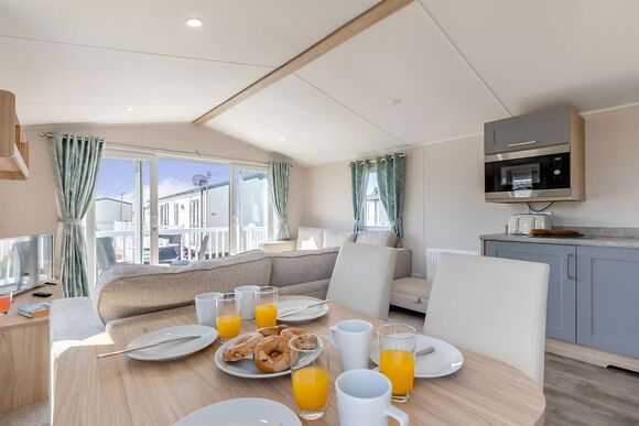 Gold Caravan with parking & decking 8 - West Bay, Bridport