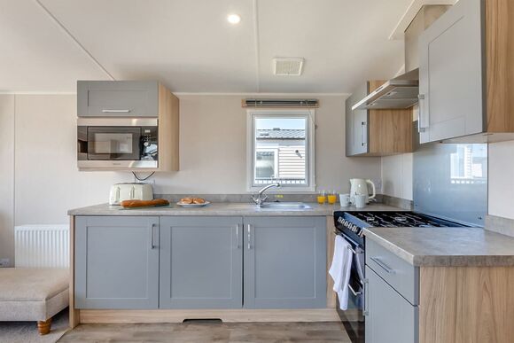 Gold Caravan with parking & decking 8 - West Bay, Bridport
