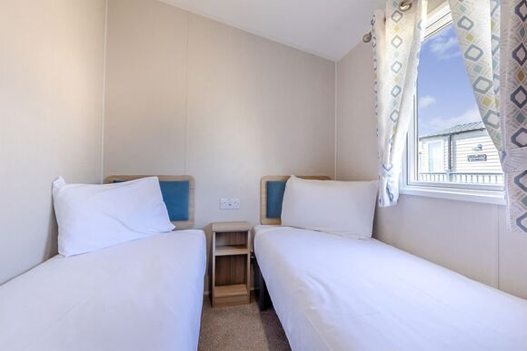 Gold Caravan with parking & decking 8 - West Bay, Bridport