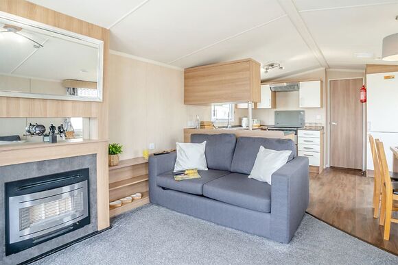 Gold Premium Caravan with decking 6 - West Bay, Bridport
