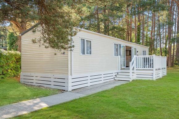 Gold Premium Caravan with parking - West Bay, Bridport