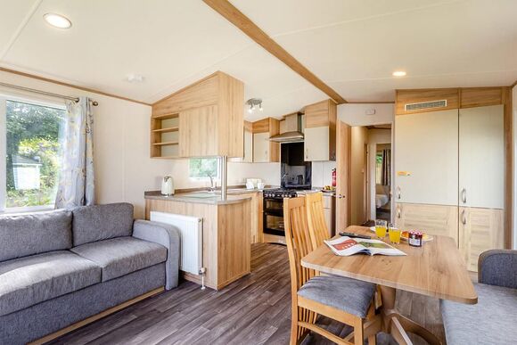 Silver 2 Bedroom Caravan, Sleeps 6 - West Bay, Bridport