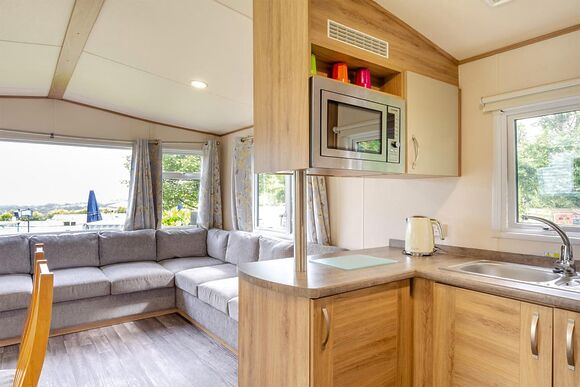 Silver Caravan with parking 6 - West Bay, Bridport