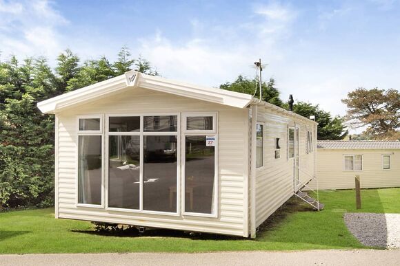 Silver Premium 2 Bedroom Caravan, Sleeps 6 - West Bay, Bridport