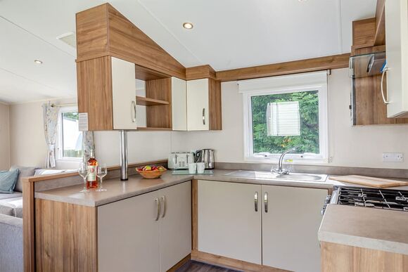 Silver Premium 2 Bedroom Caravan, Sleeps 6 - West Bay, Bridport
