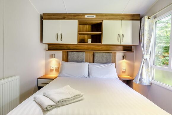 Silver Premium 2 Bedroom Caravan, Sleeps 6 - West Bay, Bridport