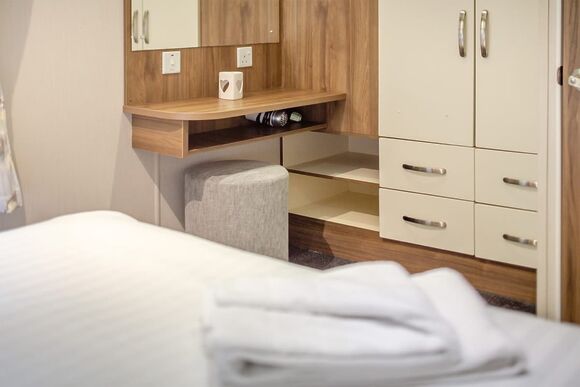 Silver Premium Caravan with parking - West Bay, Bridport