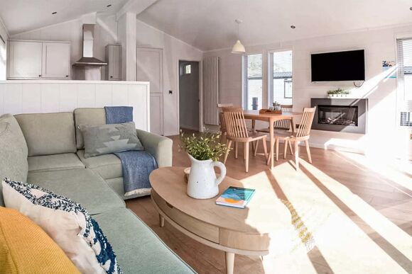 Classic Lodge 3 Pet - Seal Bay, Selsey, Chichester