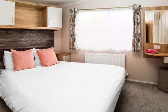 Gold 3 Pet - Seal Bay, Selsey, Chichester