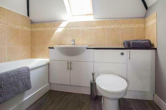 Ballyhandy 4 - Seal Bay, Selsey, Chichester