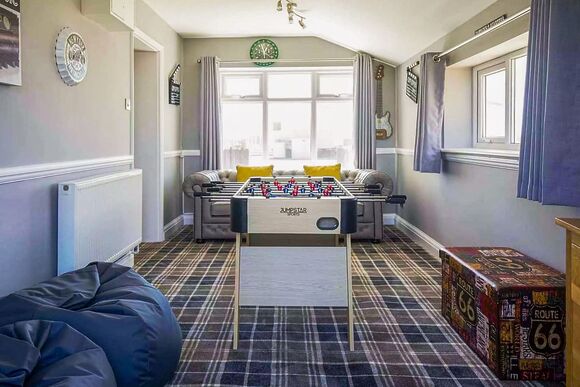 Ballyhandy 4 - Seal Bay, Selsey, Chichester