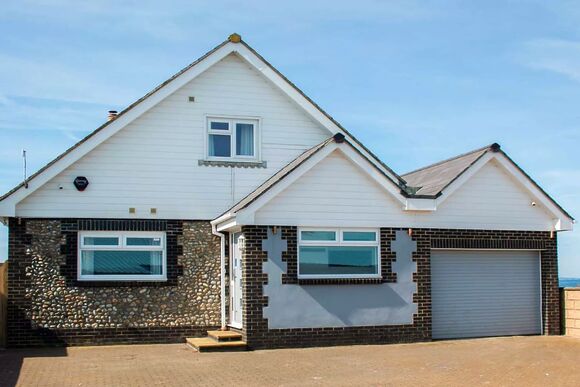 Summer Dawn 4 - Seal Bay, Selsey, Chichester