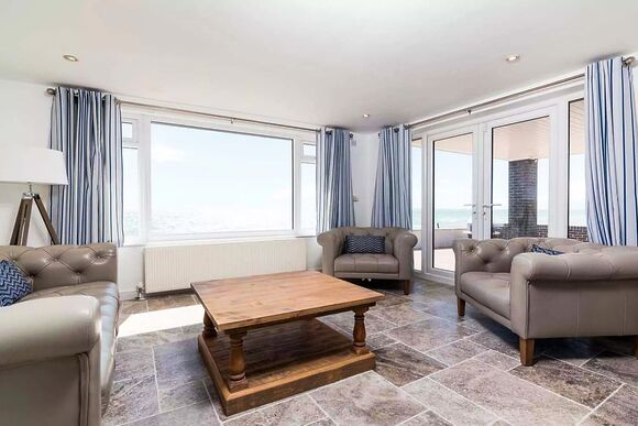 Summer Dawn 4 - Seal Bay, Selsey, Chichester