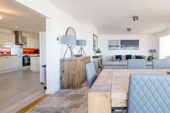 Summer Dawn 4 - Seal Bay, Selsey, Chichester